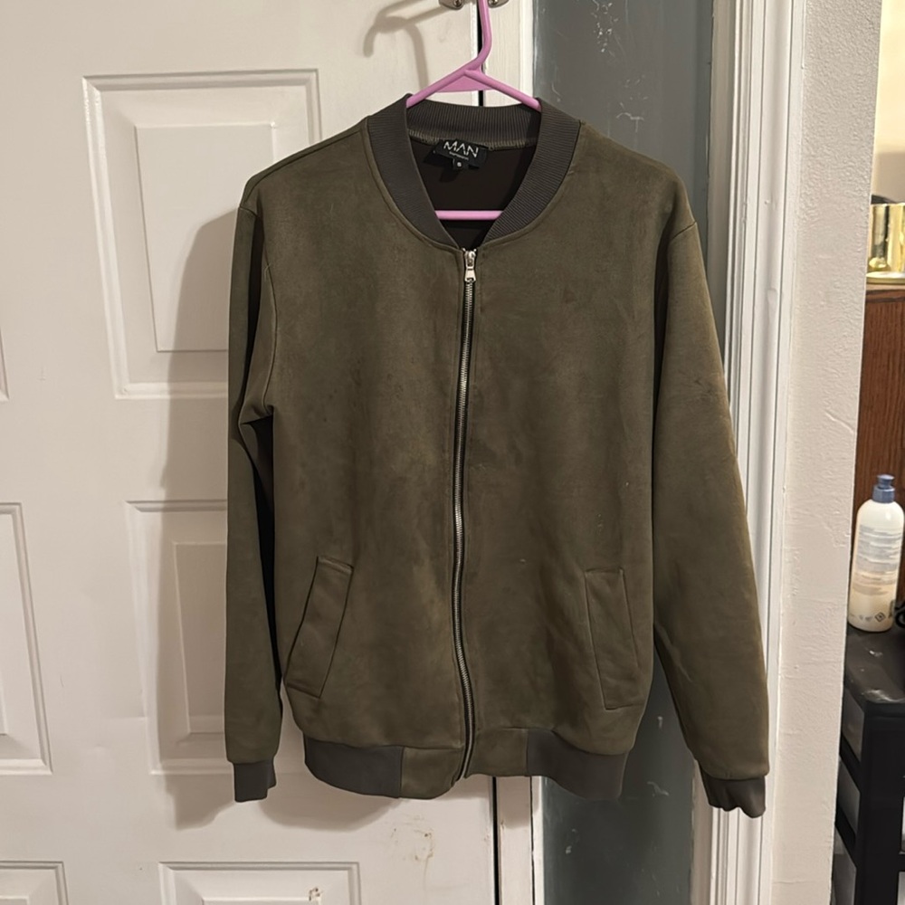 Never worn. Men’s bomber jacket.